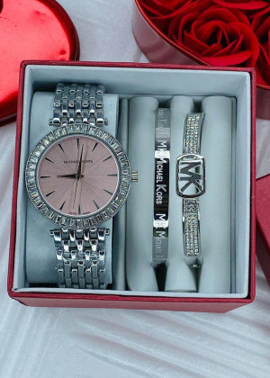 Подарочный набор часы, 2 браслета и коробка 20762190