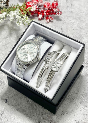Подарочный набор часы, 2 браслета и коробка 20853601