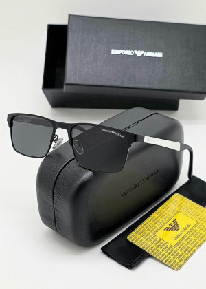Набор мужские солнцезащитные очки, коробка, чехол + салфетки 22892497