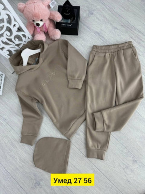 Спортивный костюм 22909899