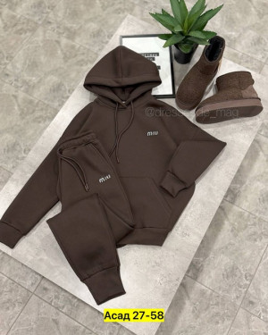 Спортивный костюм 22915402