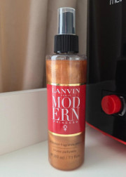 Спрей для тела с шиммером 210мл