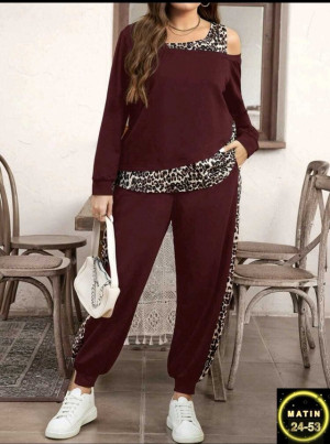 Спортивный костюм 22950076