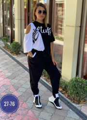 Спортивный костюм