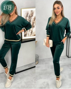 Спортивный костюм 22979160