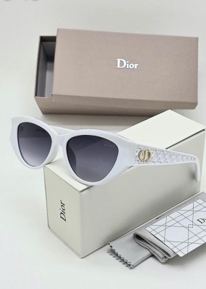 Набор женские солнцезащитные очки, коробка, чехол + салфетки 22986082