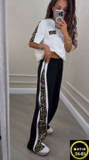 Спортивный костюм