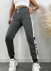 Спортивные брюки