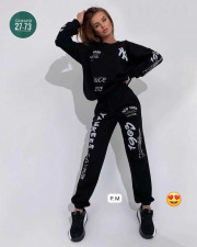 Спортивный костюм