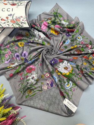 Платок 23049020