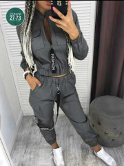 Спортивный костюм