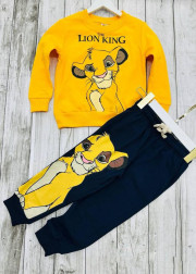 Спортивный костюм