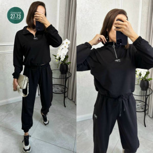 Спортивный костюм 23071945