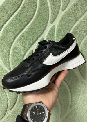 Кроссовки #23087040