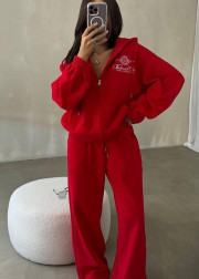 Спортивный костюм