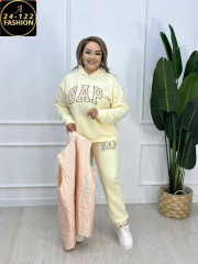 Спортивный костюм