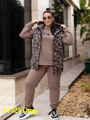 Спортивный костюм 23137115