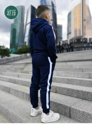 Спортивный костюм 23144525