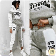 Спортивный костюм