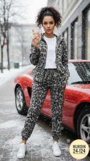 Спортивный костюм