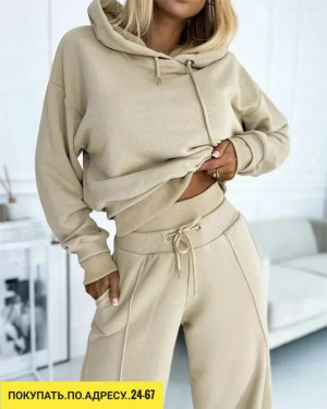 Спортивный костюм #23178486