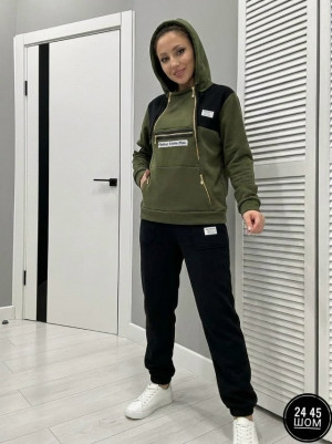 Спортивный костюм #23178587