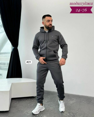 Спортивный костюм #23181563