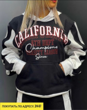 Спортивный костюм