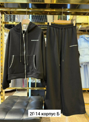 Спортивный костюм #23186075