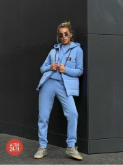 Спортивный костюм