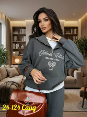 Спортивный костюм