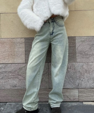 Джинсы #23229284