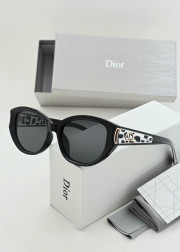 Женские солнцезащитные очки