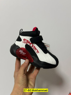 Кроссовки 23239556