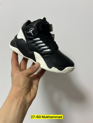 Кроссовки #23243984