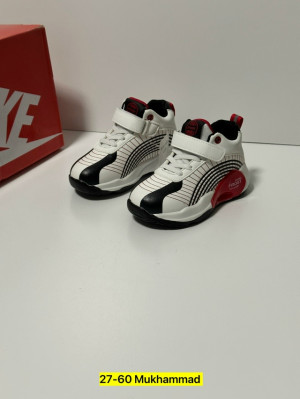 Кроссовки #23244061