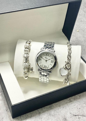 Подарочный набор для женщин часы, 2 браслета + коробка 23244964