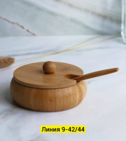 Деревянная баночка с ложкой