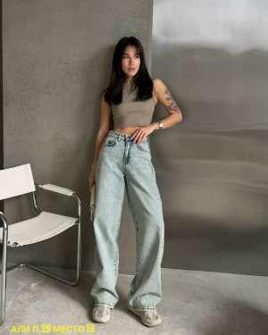 Джинсы #23247973