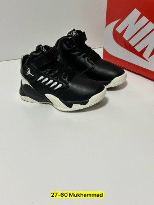 Кроссовки #23251946