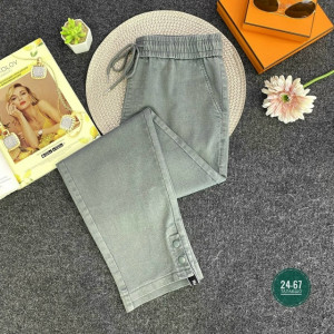 Джинсы #23253386