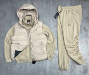 Спортивный костюм