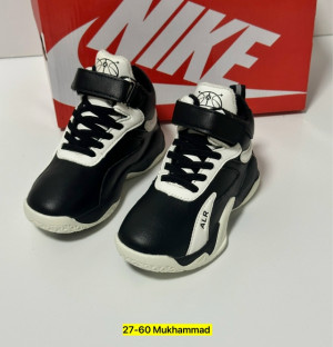 Кроссовки #23261400