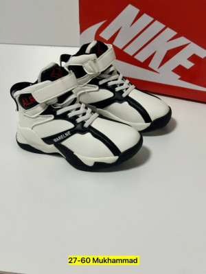 Кроссовки #23262115