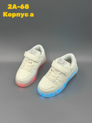 Кроссовки #23265590