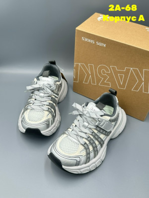 Кроссовки #23266711