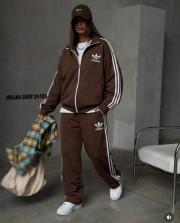 Спортивный костюм