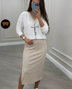 Костюм 23281124