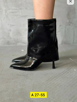 Ботинки #23289438