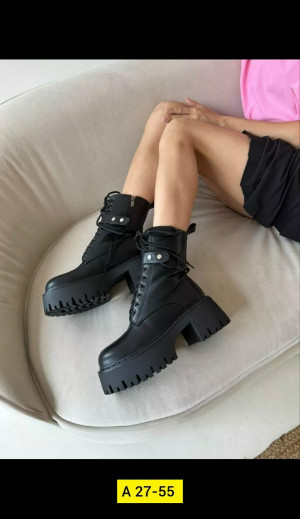 Ботинки #23290596